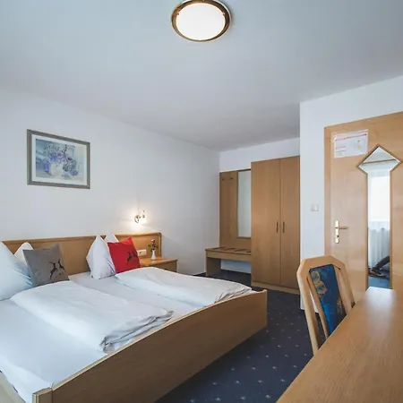 Garni Alpenresidence Cadipietra